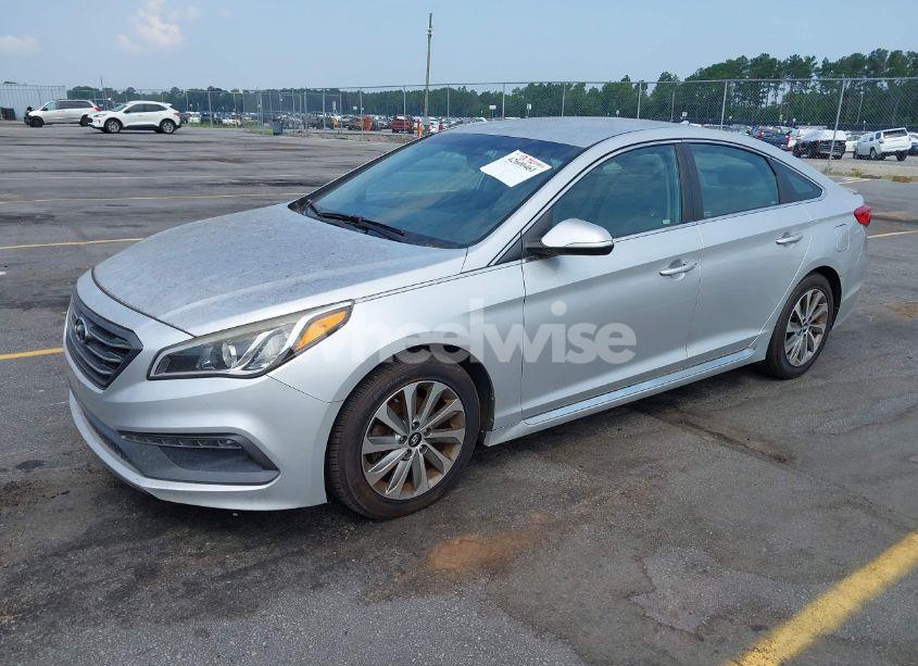 Photo 2 of 2016 Hyundai Sonata SPORT (VIN 5NPE34AF5GH339485)