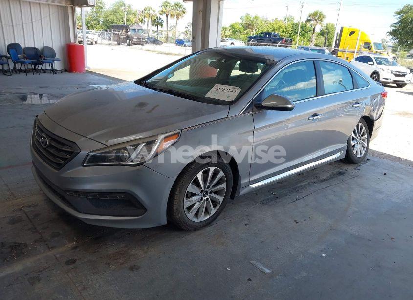 Photo 2 of 2016 Hyundai Sonata SPORT (VIN 5NPE34AF5GH341673)