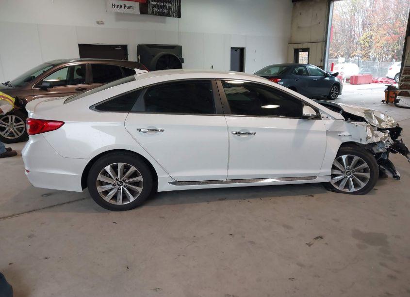 Photo 13 of 2016 Hyundai Sonata SPORT (VIN 5NPE34AF5GH350468)