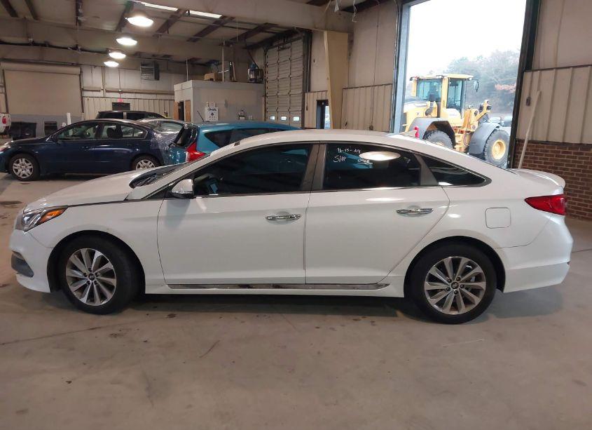 Photo 14 of 2016 Hyundai Sonata SPORT (VIN 5NPE34AF5GH350468)