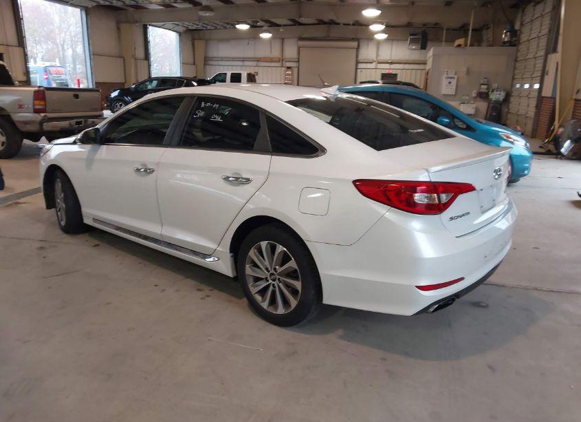 Photo 3 of 2016 Hyundai Sonata SPORT (VIN 5NPE34AF5GH350468)