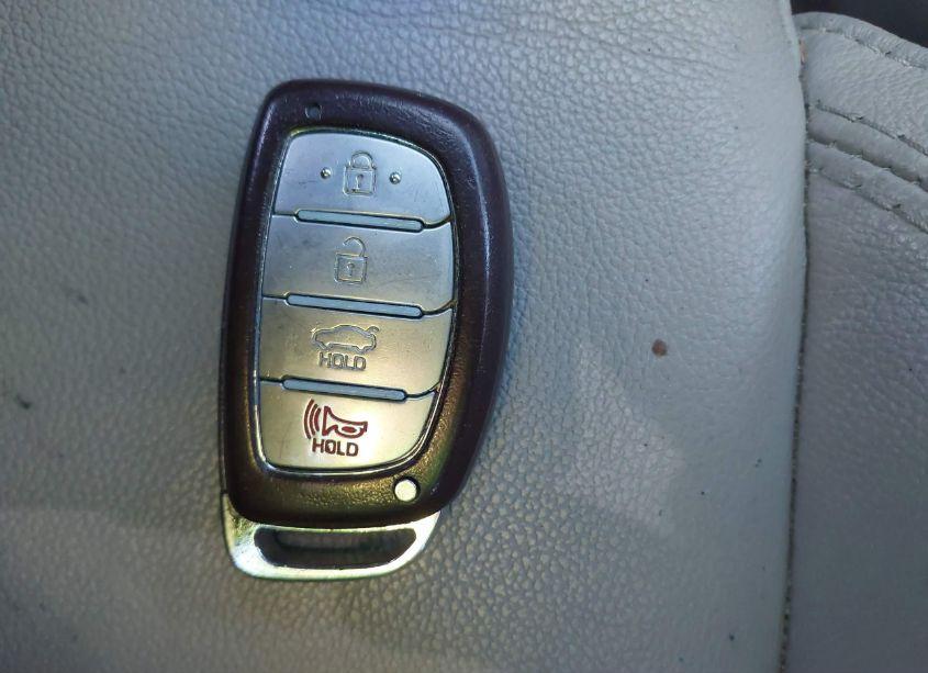 Photo 11 of 2016 Hyundai Sonata SPORT (VIN 5NPE34AF5GH391358)