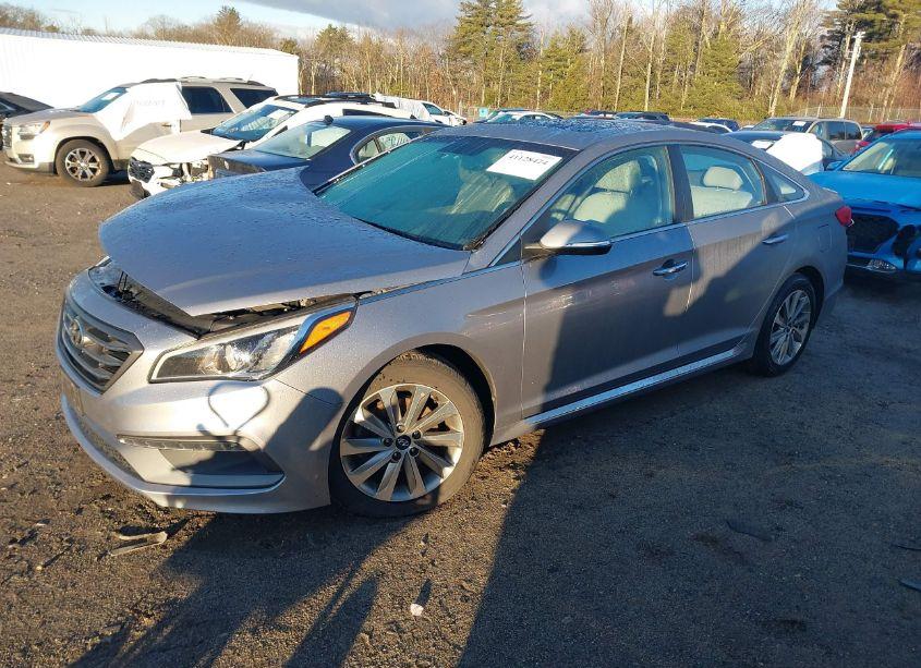 Photo 2 of 2016 Hyundai Sonata SPORT (VIN 5NPE34AF5GH391358)