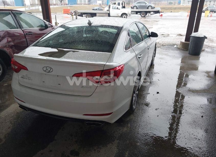 Photo 4 of 2016 Hyundai Sonata SPORT (VIN 5NPE34AF5GH399914)