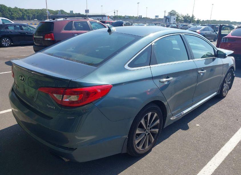 Photo 4 of 2016 Hyundai Sonata SPORT (VIN 5NPE34AF5GH423631)