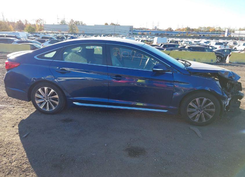 Photo 18 of 2017 Hyundai Sonata SPORT (VIN 5NPE34AF5HH447445)