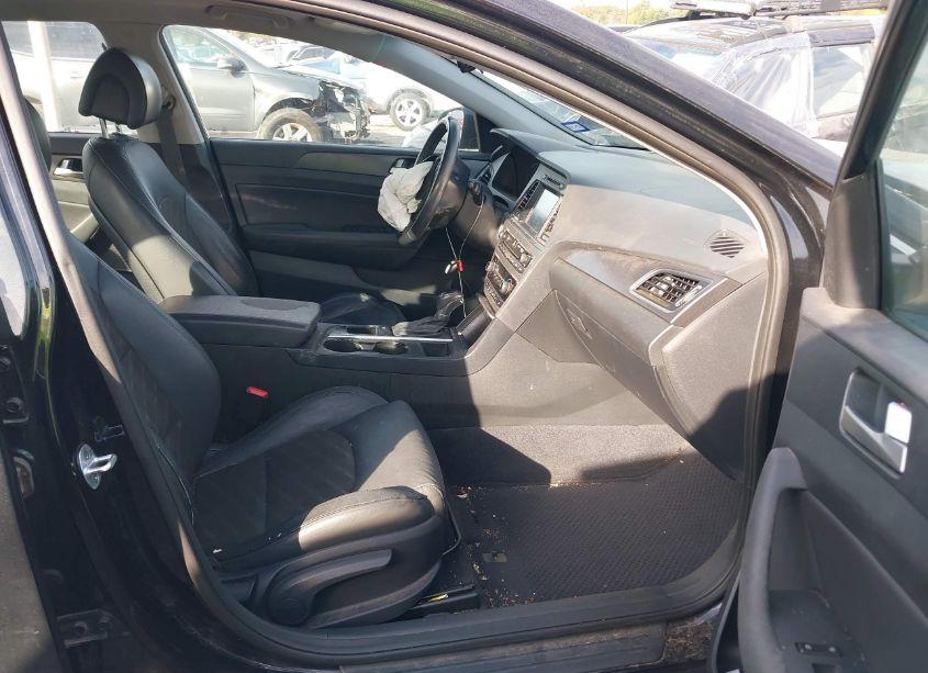 Photo 5 of 2017 Hyundai Sonata SPORT (VIN 5NPE34AF5HH448627)