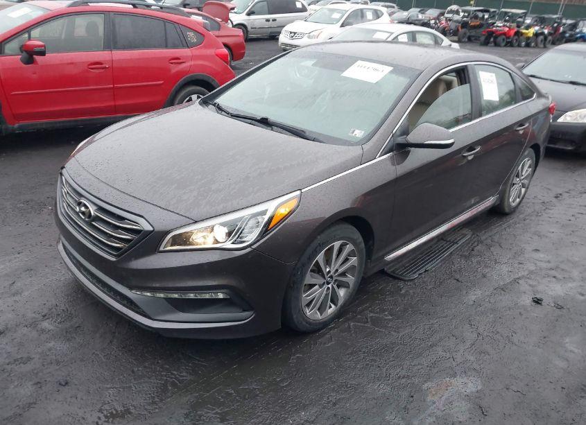 Photo 2 of 2017 Hyundai Sonata SPORT (VIN 5NPE34AF5HH478548)