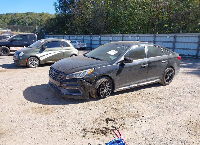 Photo 2 of 2017 Hyundai Sonata SPORT (VIN 5NPE34AF5HH503481)