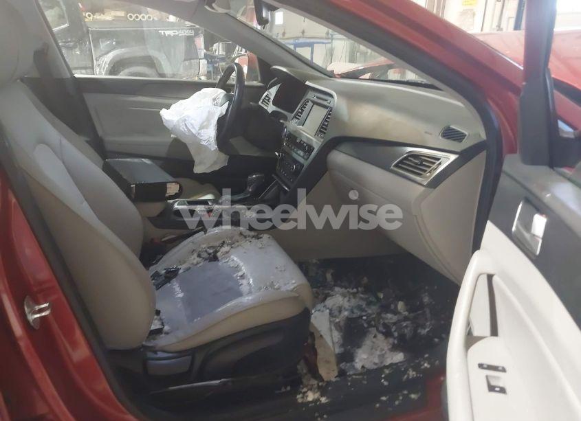 Photo 5 of 2017 Hyundai Sonata SPORT (VIN 5NPE34AF5HH591495)