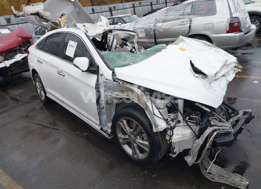 2018 Hyundai Sonata SEL (VIN 5NPE34AF5JH631693) main photo