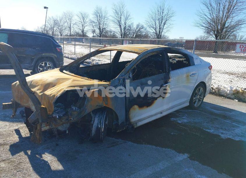 Photo 2 of 2018 Hyundai Sonata SEL (VIN 5NPE34AF5JH655492)