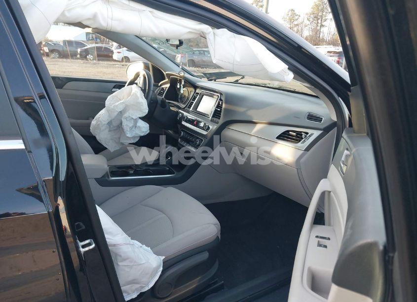 Photo 5 of 2018 Hyundai Sonata SEL (VIN 5NPE34AF5JH655976)