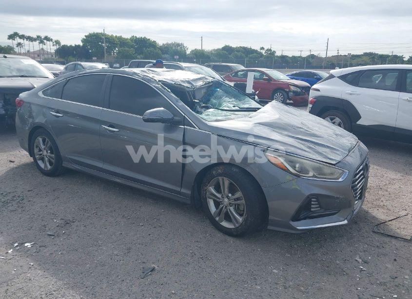2018 Hyundai Sonata SEL (VIN 5NPE34AF5JH672812) main photo
