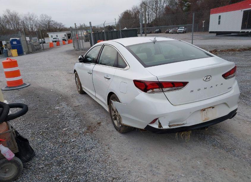 Photo 3 of 2018 Hyundai Sonata LIMITED (VIN 5NPE34AF5JH673684)
