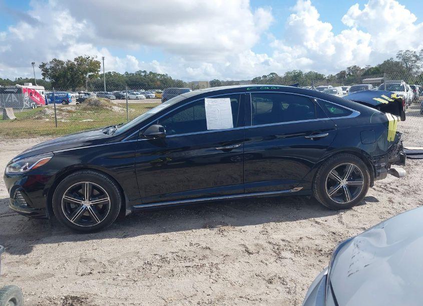 Photo 14 of 2019 Hyundai Sonata SPORT (VIN 5NPE34AF5KH740012)