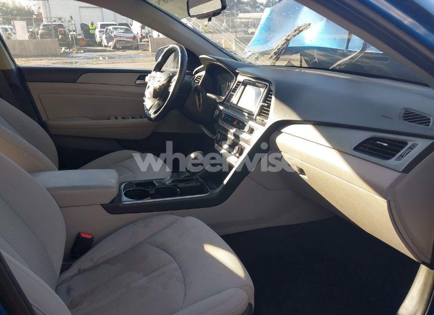 Photo 5 of 2019 Hyundai Sonata SEL (VIN 5NPE34AF5KH775259)