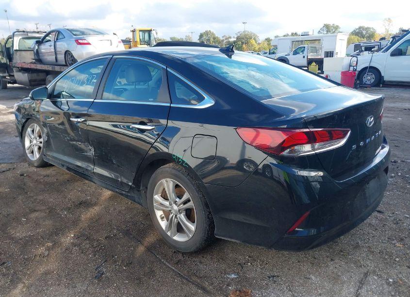 Photo 3 of 2019 Hyundai Sonata SEL (VIN 5NPE34AF5KH775472)