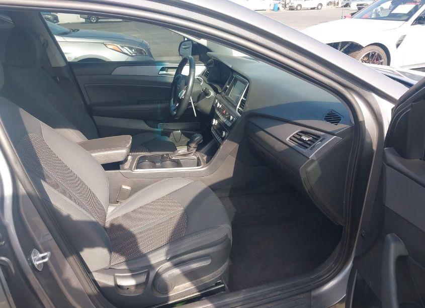Photo 5 of 2019 Hyundai Sonata SEL (VIN 5NPE34AF5KH783569)