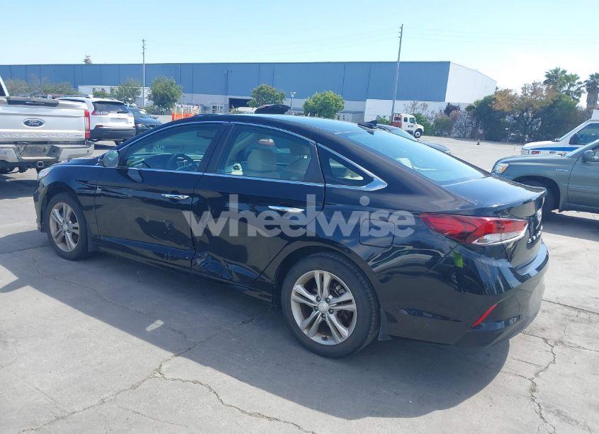 Photo 3 of 2019 Hyundai Sonata SEL (VIN 5NPE34AF5KH804646)