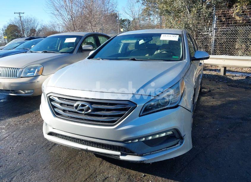 Photo 12 of 2015 Hyundai Sonata SPORT (VIN 5NPE34AF6FH075188)