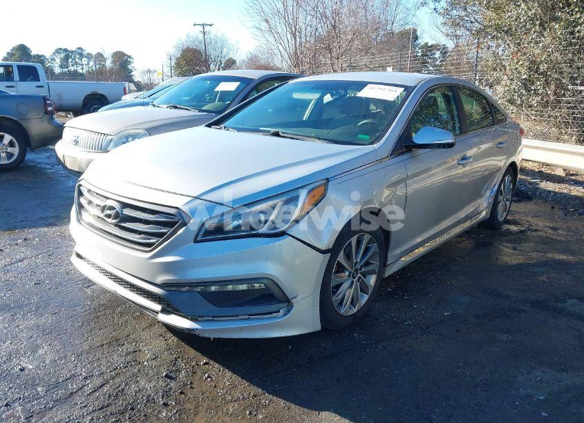 Photo 2 of 2015 Hyundai Sonata SPORT (VIN 5NPE34AF6FH075188)