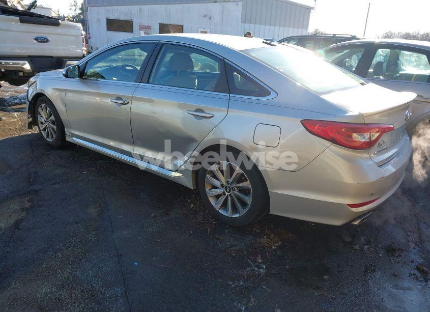 Photo 3 of 2015 Hyundai Sonata SPORT (VIN 5NPE34AF6FH075188)