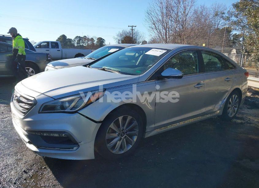 Photo 6 of 2015 Hyundai Sonata SPORT (VIN 5NPE34AF6FH075188)