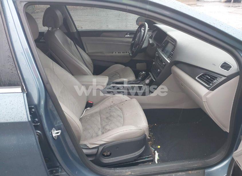 Photo 5 of 2015 Hyundai Sonata SPORT (VIN 5NPE34AF6FH086188)