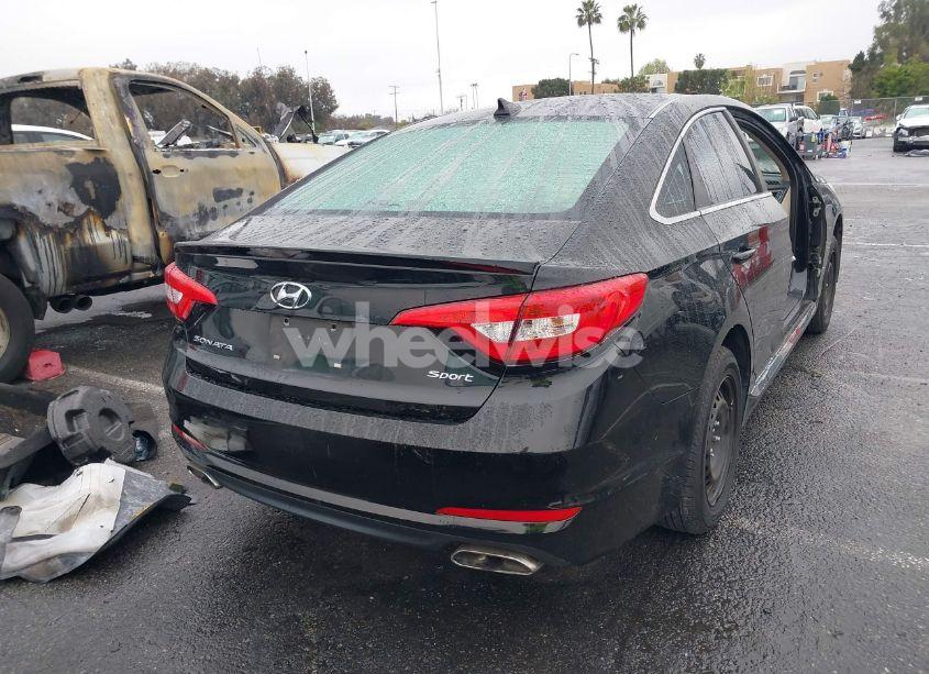 Photo 4 of 2015 Hyundai Sonata SPORT (VIN 5NPE34AF6FH096493)