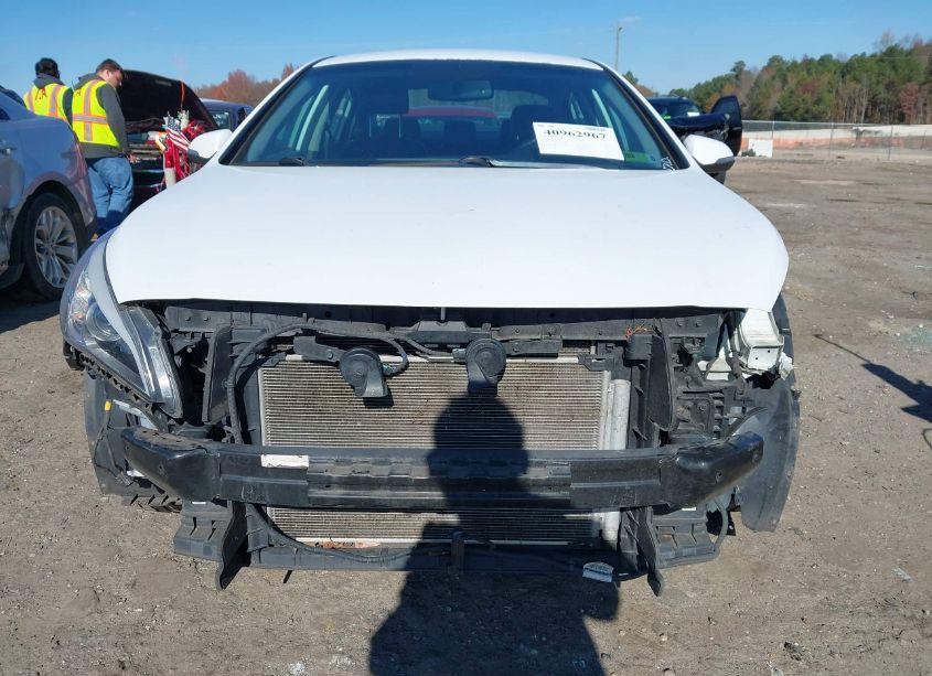 Photo 13 of 2015 Hyundai Sonata SPORT (VIN 5NPE34AF6FH127712)