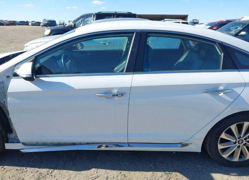 Photo 15 of 2015 Hyundai Sonata SPORT (VIN 5NPE34AF6FH127712)