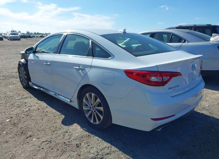 Photo 3 of 2015 Hyundai Sonata SPORT (VIN 5NPE34AF6FH127712)