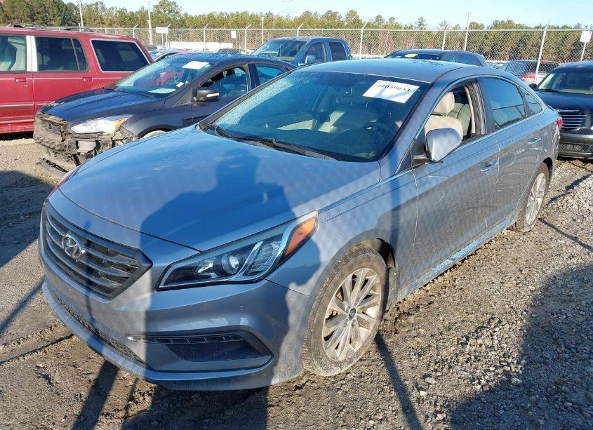 Photo 2 of 2015 Hyundai Sonata SPORT (VIN 5NPE34AF6FH138029)