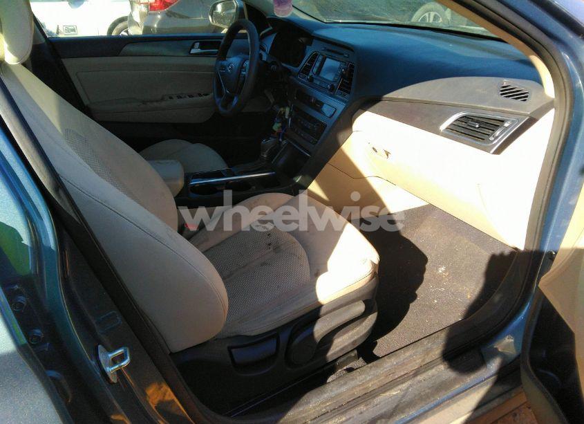 Photo 5 of 2015 Hyundai Sonata SPORT (VIN 5NPE34AF6FH223761)