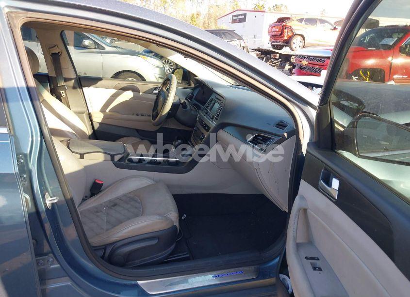 Photo 5 of 2015 Hyundai Sonata SPORT (VIN 5NPE34AF6FH239975)