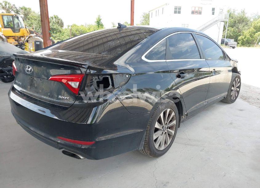 Photo 4 of 2015 Hyundai Sonata SPORT (VIN 5NPE34AF6FH241368)