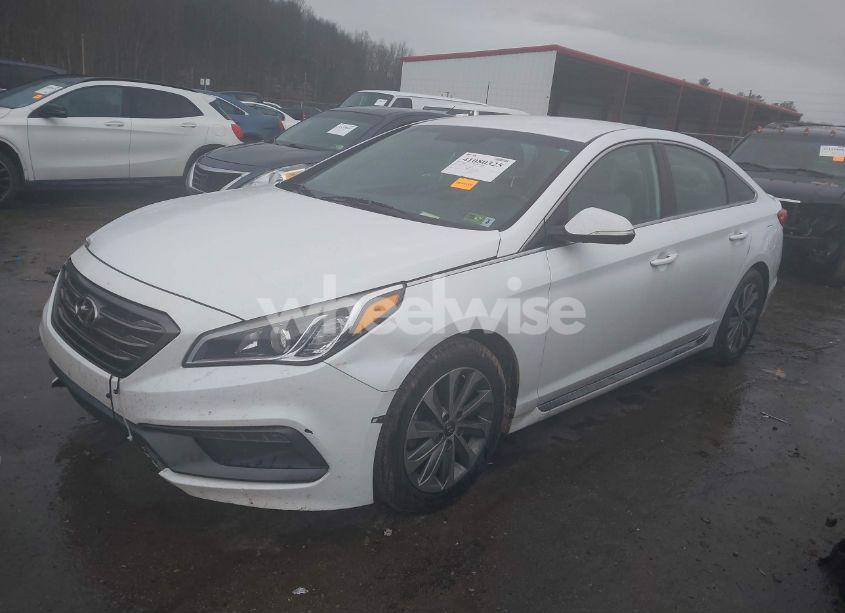 Photo 2 of 2016 Hyundai Sonata SPORT (VIN 5NPE34AF6GH310447)