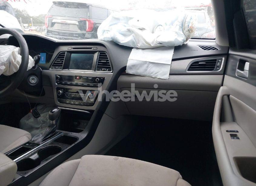 Photo 5 of 2016 Hyundai Sonata SPORT (VIN 5NPE34AF6GH342038)