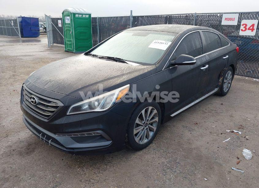 Photo 2 of 2016 Hyundai Sonata SPORT (VIN 5NPE34AF6GH381583)