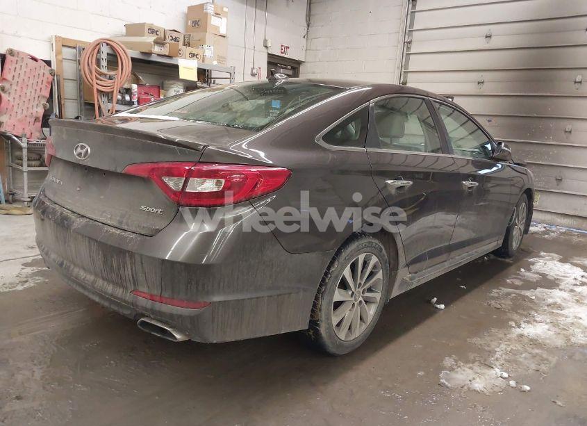 Photo 4 of 2016 Hyundai Sonata SPORT (VIN 5NPE34AF6GH381972)