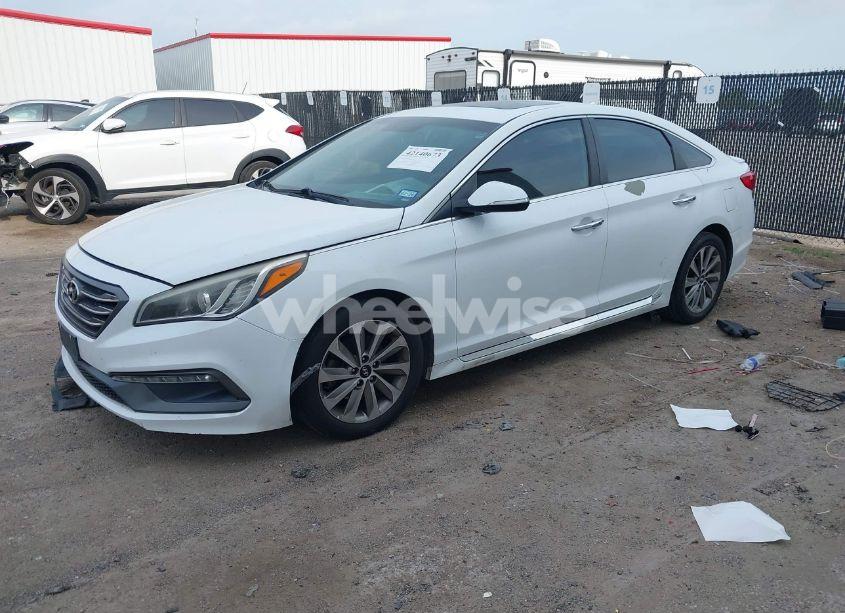 Photo 2 of 2016 Hyundai Sonata SPORT (VIN 5NPE34AF6GH413402)