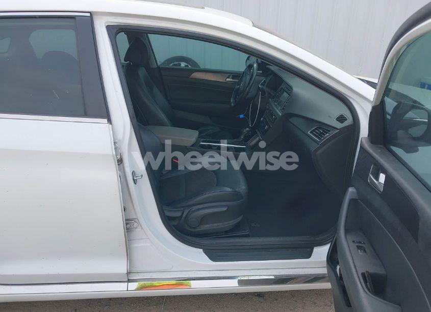 Photo 5 of 2016 Hyundai Sonata SPORT (VIN 5NPE34AF6GH413402)