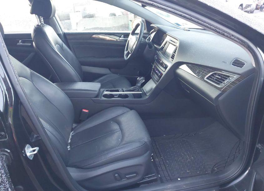 Photo 5 of 2016 Hyundai Sonata LIMITED (VIN 5NPE34AF6GH424285)