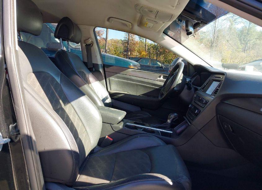 Photo 5 of 2016 Hyundai Sonata SPORT (VIN 5NPE34AF6GH427817)