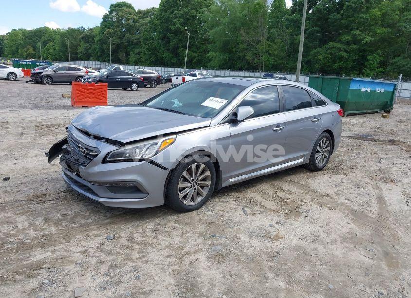 Photo 2 of 2017 Hyundai Sonata SPORT (VIN 5NPE34AF6HH438222)