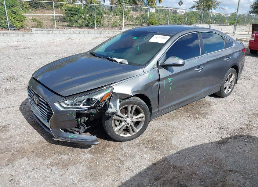 Photo 2 of 2018 Hyundai Sonata SEL (VIN 5NPE34AF6JH669787)