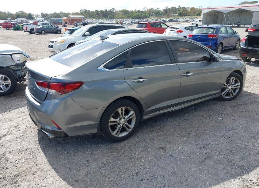 Photo 4 of 2018 Hyundai Sonata SEL (VIN 5NPE34AF6JH669787)