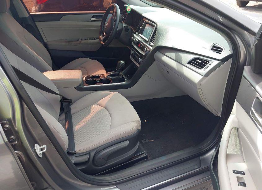 Photo 5 of 2018 Hyundai Sonata SEL (VIN 5NPE34AF6JH669787)