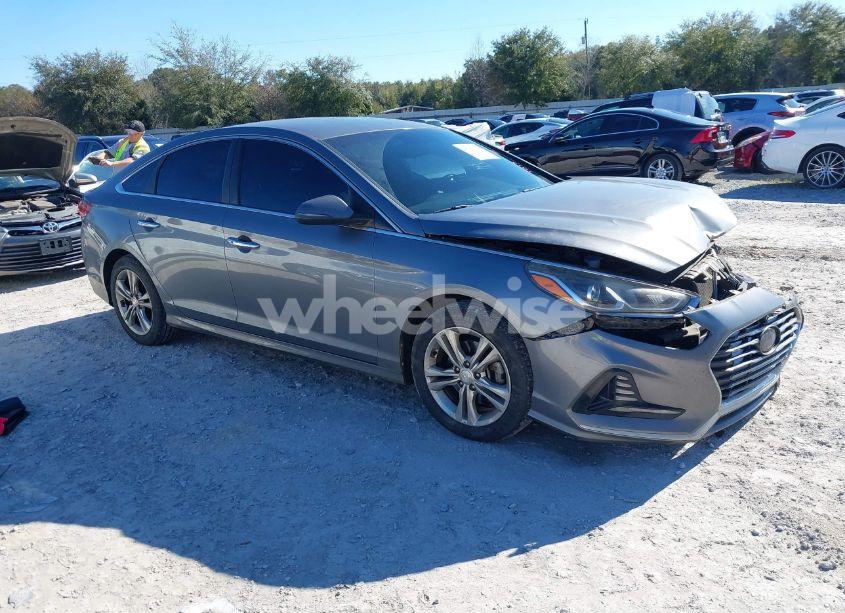 2018 Hyundai Sonata SEL (VIN 5NPE34AF6JH674133) main photo